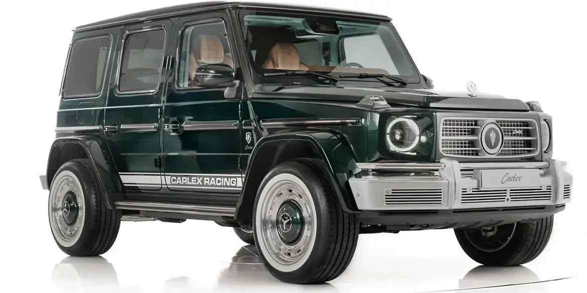 Carlex G63 Racing Green Vintage SUV mit handgebürsteter, dunkelgrüner Lackierung und sportlicher Optik