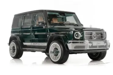 Carlex G63 Racing Green Vintage SUV mit handgebürsteter, dunkelgrüner Lackierung und sportlicher Optik