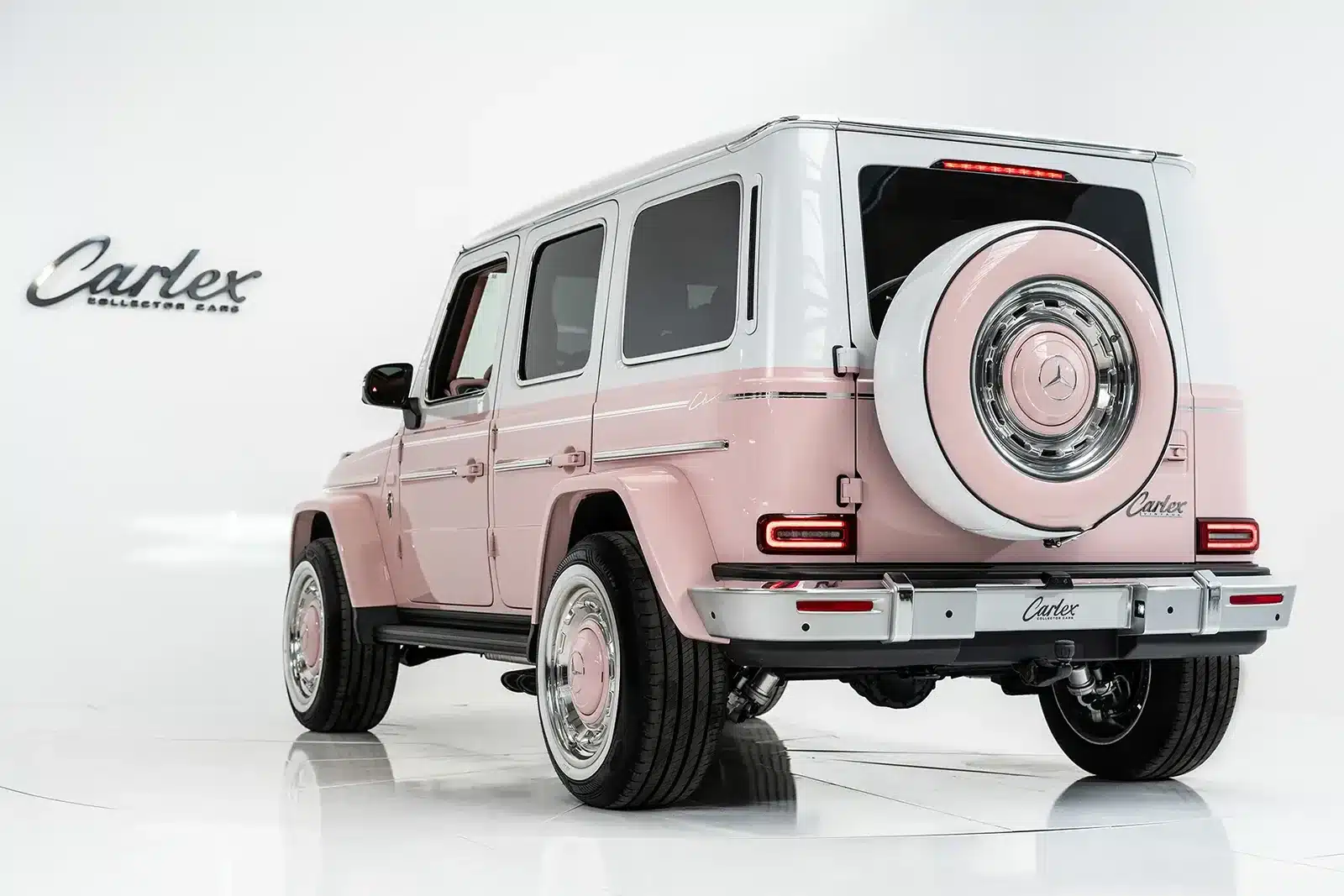 Mercedes-AMG G 63 in der Carlex G63 Rose Vintage Ausführung, mit roséfarbener Lackierung und verbreitertem Bodykit.