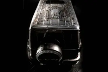 Handgraviertes Dach und veredelte Karosserie des G-Falcon One of One von Carlex Design, Mercedes-AMG G 63.