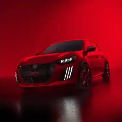 Peugeot E-208 GTi in rot mit sportlicher Front und markanter GTi-Optik