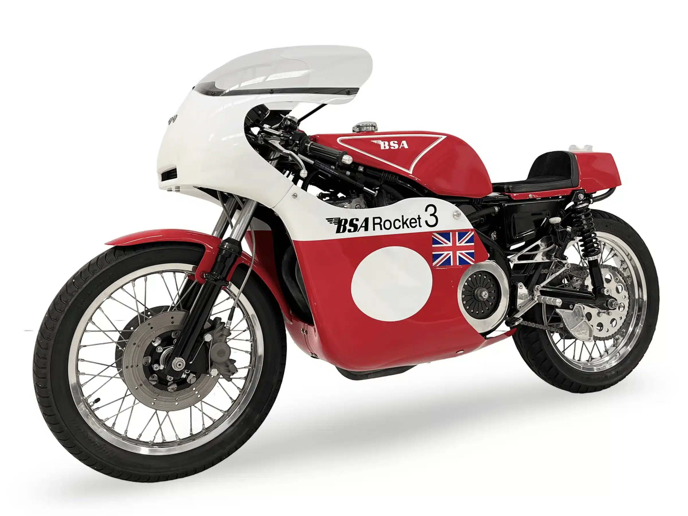 BSA Rocket-III Replica im Rob-North-Design, rot-weiß lackiert, mit Dreizylindermotor und Rennverkleidung, Seitenansicht.