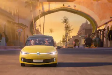 Animierter gelber Wolfswagen fährt durch die Straßen der Tiermetropole Zootopia