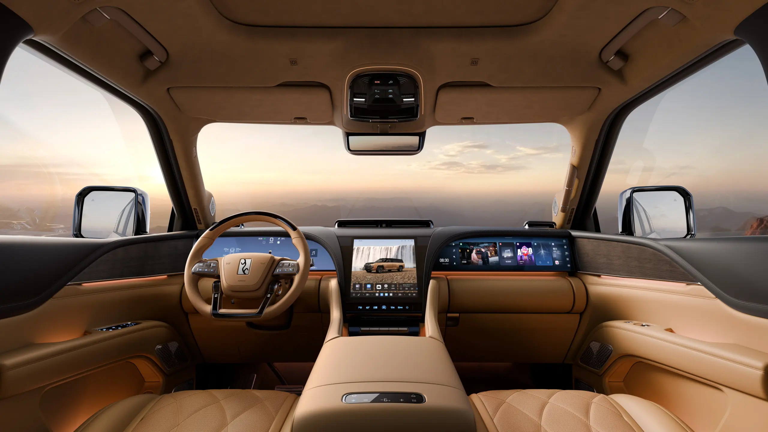 Luxuriöser Innenraum des YangWang U8L Executive-SUVs mit mehreren digitalen Displays und beigen Ledersitzen.