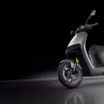 Elektro-Motorrad Segway E250S, Studioaufnahme mit schwarzem Hintergrund
