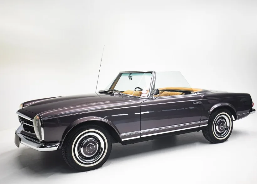 Mercedes-Benz 230 SL Pagode Cabrio, braun-bronzemetallisch lackiert, beige Lederausstattung, Baujahr 1964, Seitenansicht