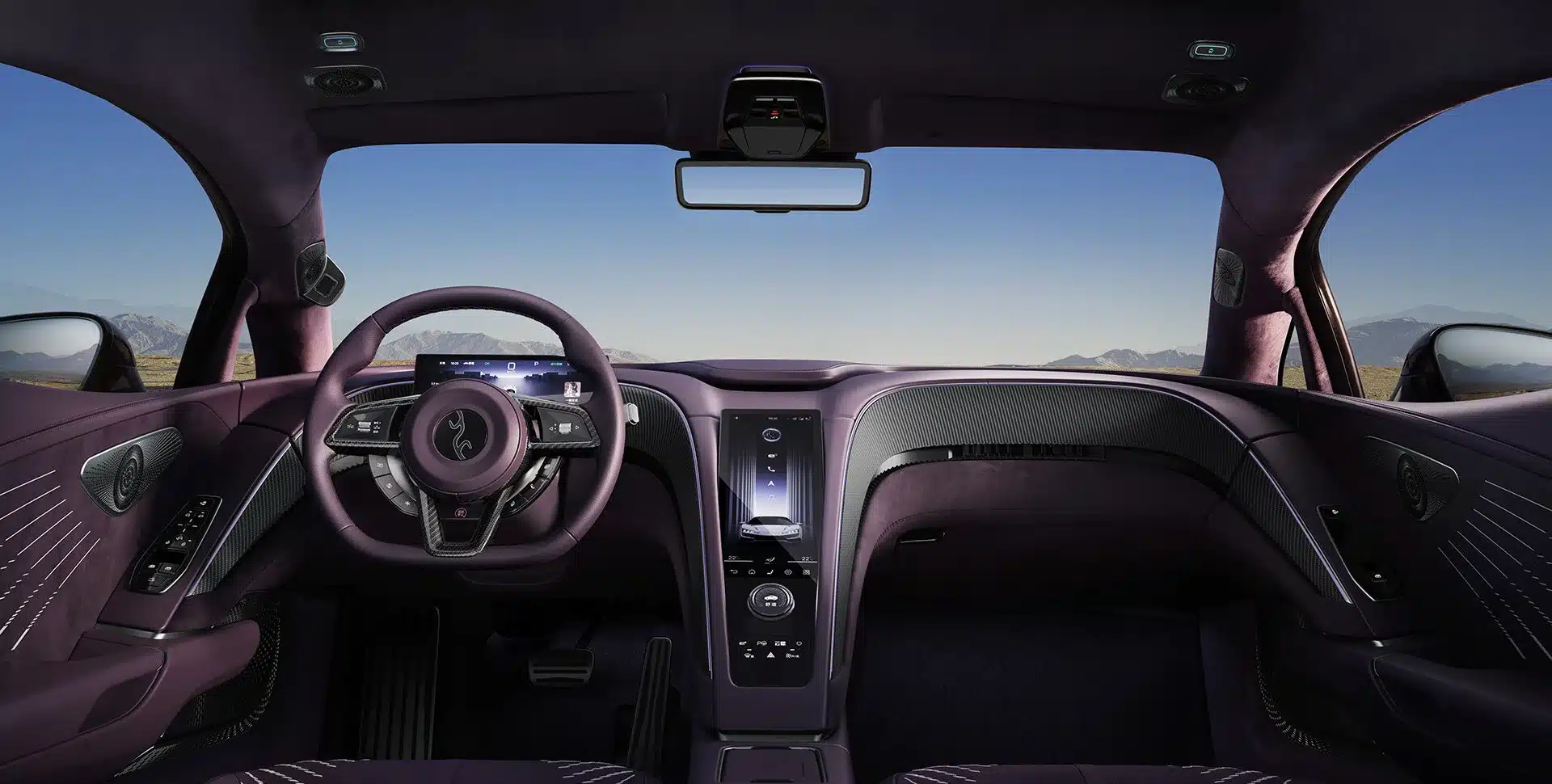 Innenraum und Cockpit des YangWang U9 Elektro-Supersportwagens mit Blick auf Lenkrad, Armaturenbrett und zentrale Steuerung