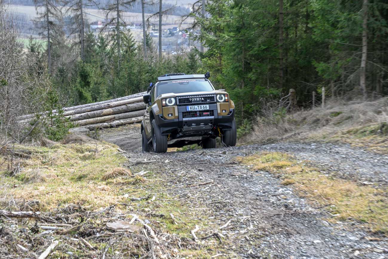 Der neue Toyota Land Cruiser 250 als Offroad-Camper