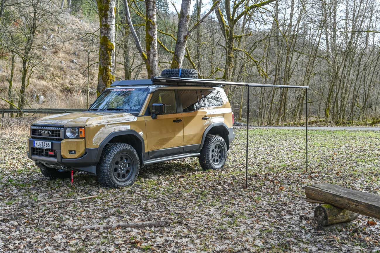 Markise am Land Cruiser 250