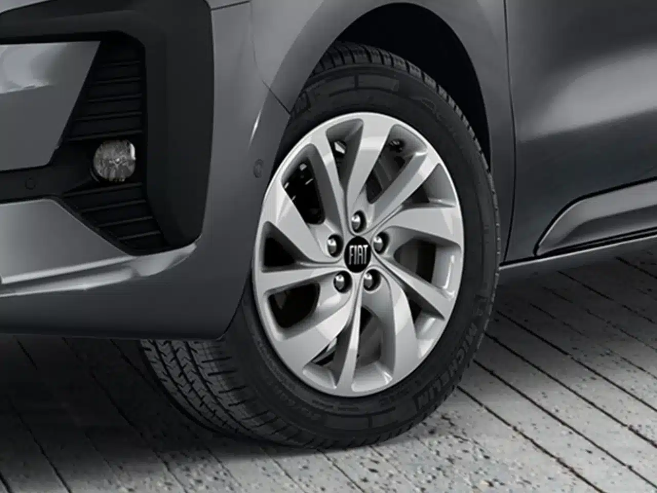 Leichtmetallfelge mit Fiat-Logo am neuen Scudo Transporter