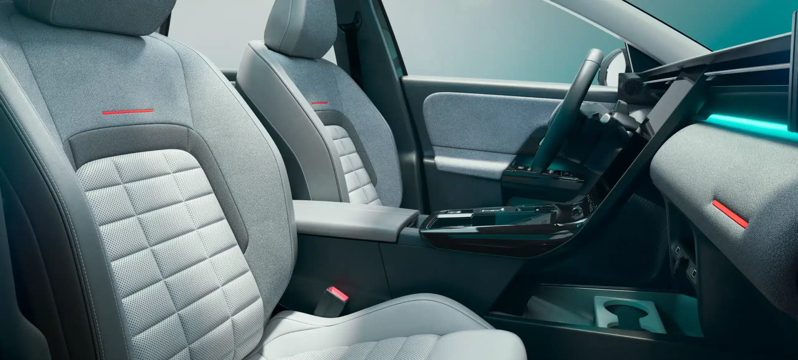 Modern gestalteter Innenraum mit Komfortsitzen im Citroën C5 Aircross SUV