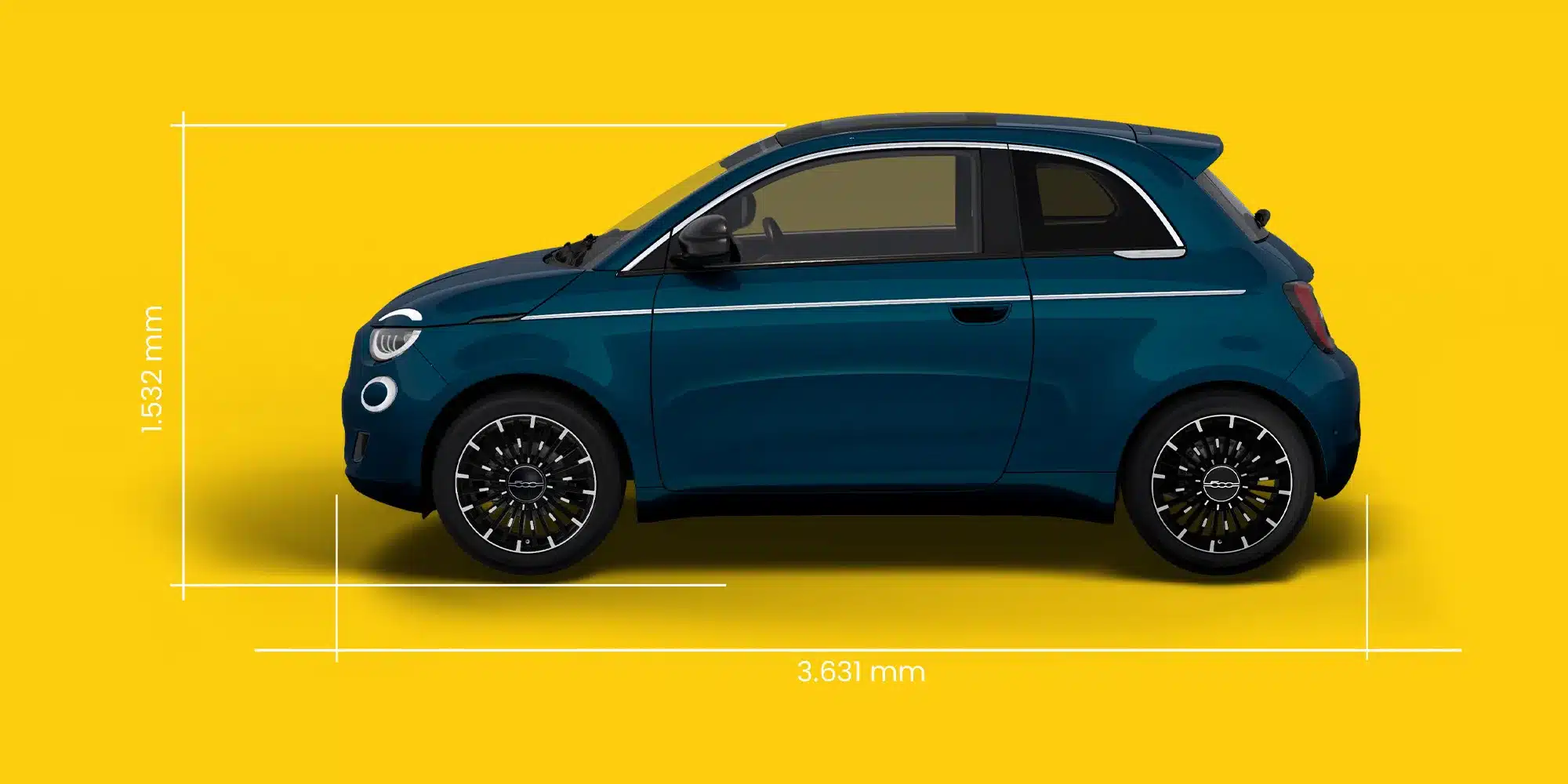 Fiat 500 Hybrid von der Seite auf gelbem Hintergrund mit eingezeichneten Maßen