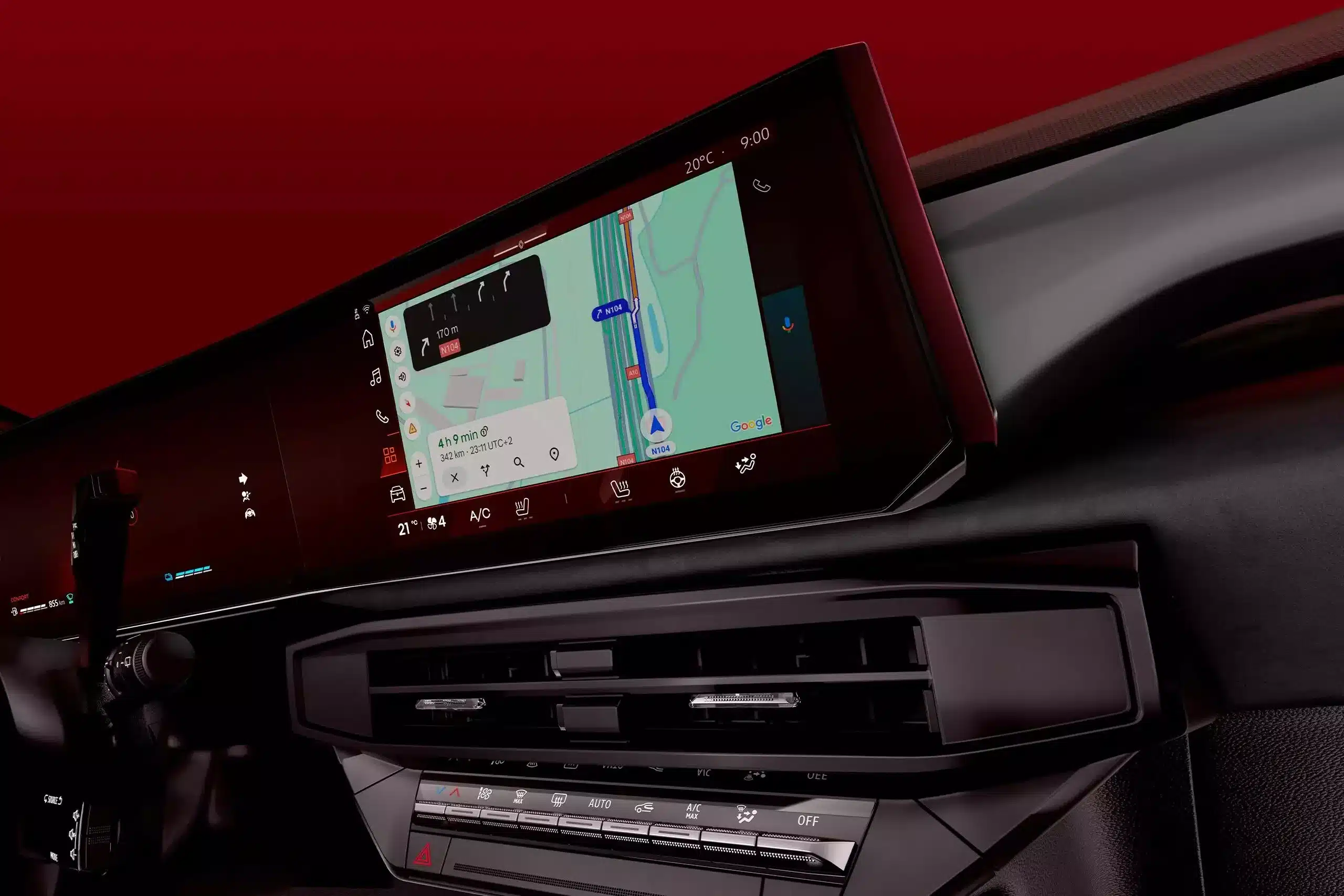 Digitales Cockpit-Display mit Navigationssystem im Renault Clio Full Hybrid E-Tech.