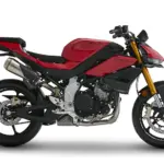 Fantic Stealth 500 Motorrad in Seitenansicht, rote Lackierung, sportliches Naked Bike-Design.