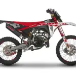 Fantic XE 50 Competition 2025 Enduro-Motorrad in Seitenansicht