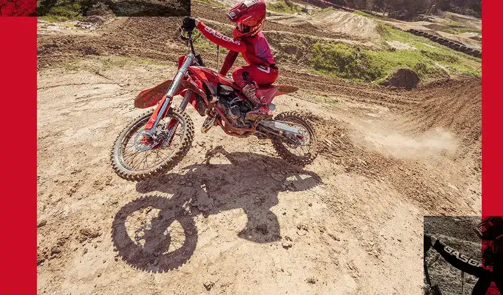 Motocross-Fahrer auf einer GasGas MC 125 2026 beim Fahren auf einer sandigen Motocross-Strecke