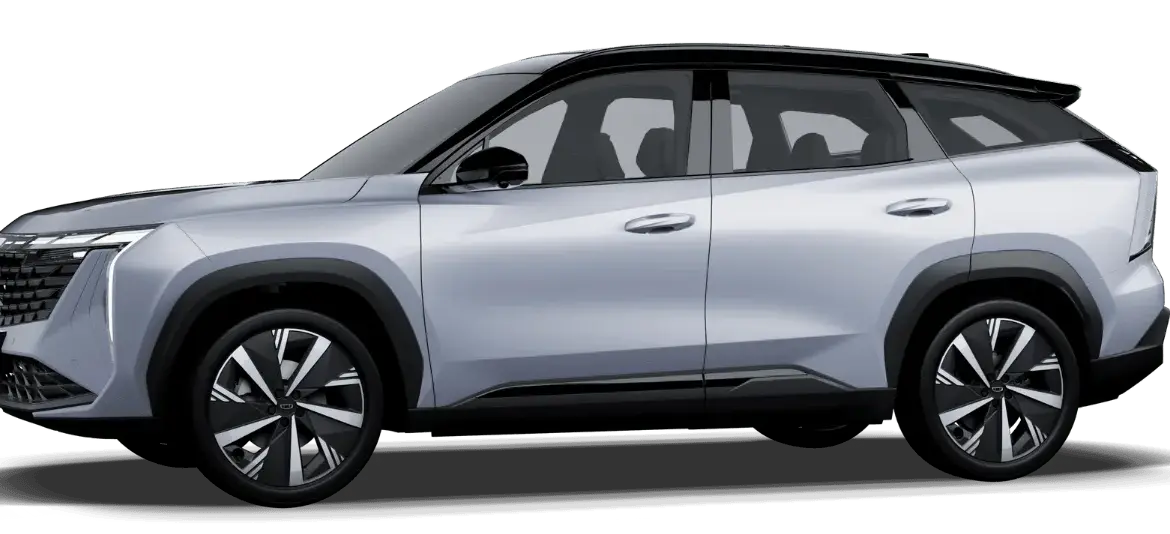 Der Geely Starray als silberner SUV in Seitenansicht, mit modernen Designelementen und großformatigen Leichtmetallrädern.