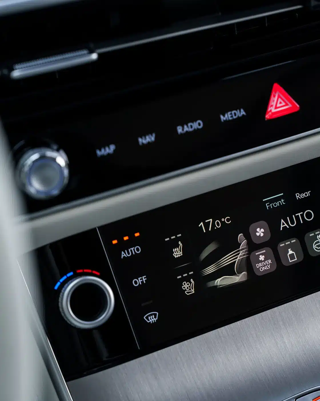 Digitale Bedienelemente für Klimatisierung und Infotainment im Genesis Electrified GV70