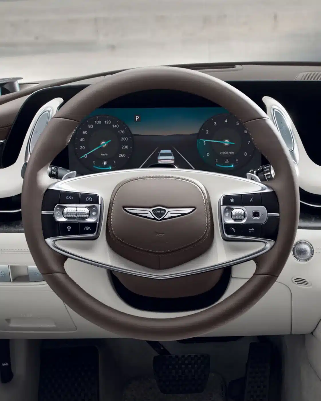 Detailaufnahme des Lenkrads und Cockpits im Genesis G90.