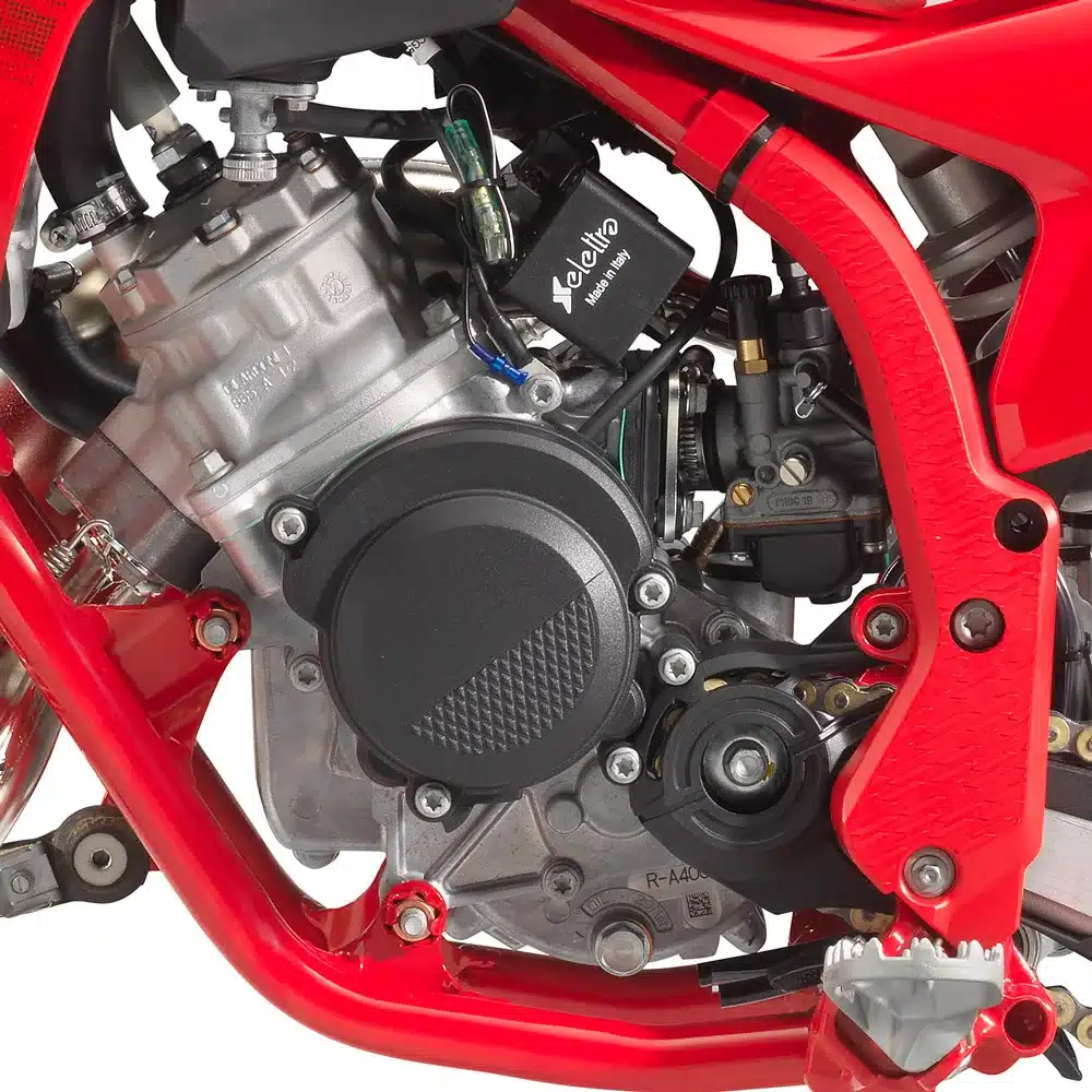 Detailaufnahme des Motors der GasGas MC 50, Modelljahr 2026