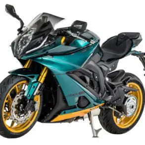 JAWA JD 750 Racing Supersport-Motorrad mit Verkleidung und goldfarbenen Leichtmetallrädern