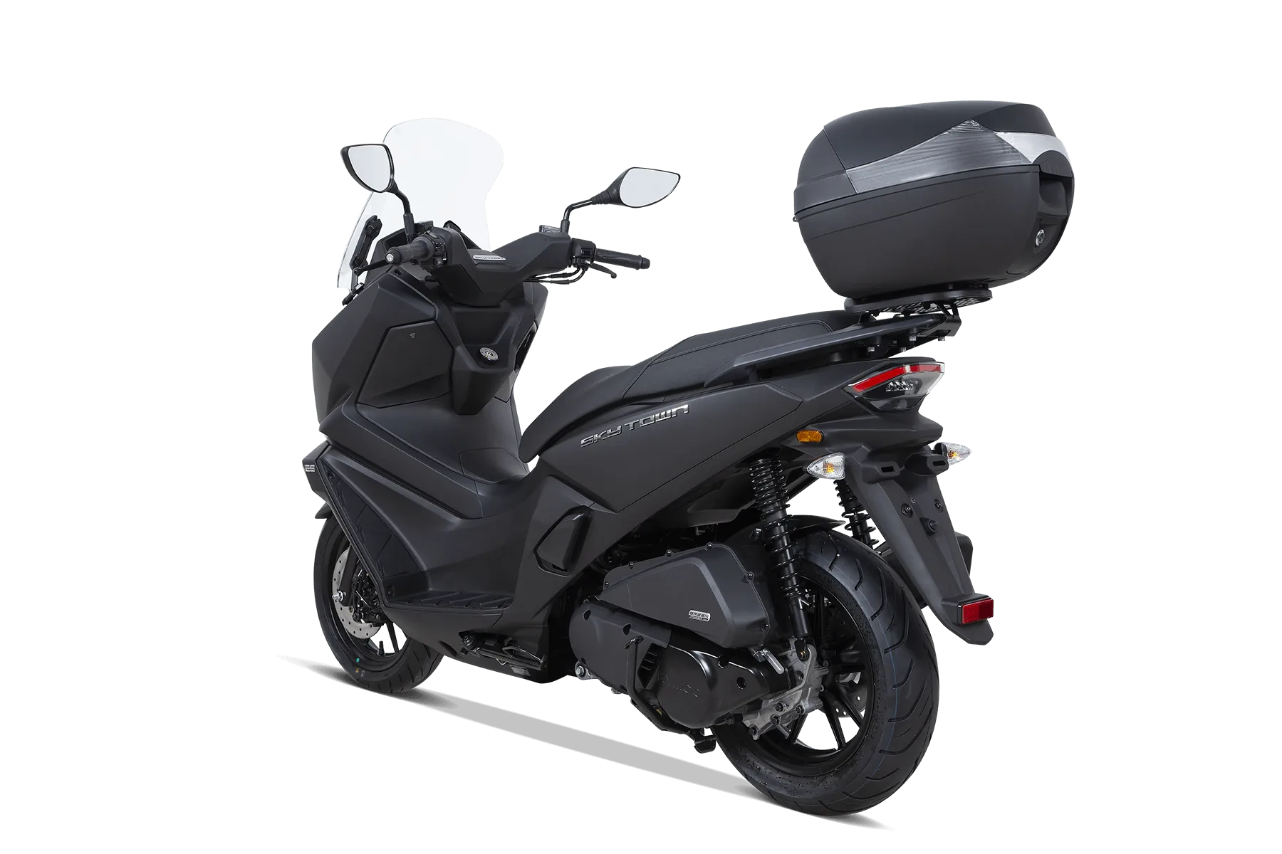 KYMCO Sky Town 125i ABS Roller von schräg hinten, ausgestattet mit Topcase und Windschild