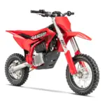 GASGAS MC-E 5 2025 Elektromotocross in Rot, seitliche Ansicht auf weißem Hintergrund