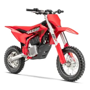 GASGAS MC-E 5 2025 Elektromotocross in Rot, seitliche Ansicht auf weißem Hintergrund