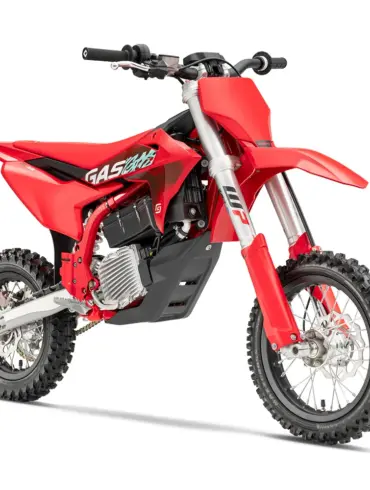 GASGAS MC-E 5 2025 Elektromotocross in Rot, seitliche Ansicht auf weißem Hintergrund