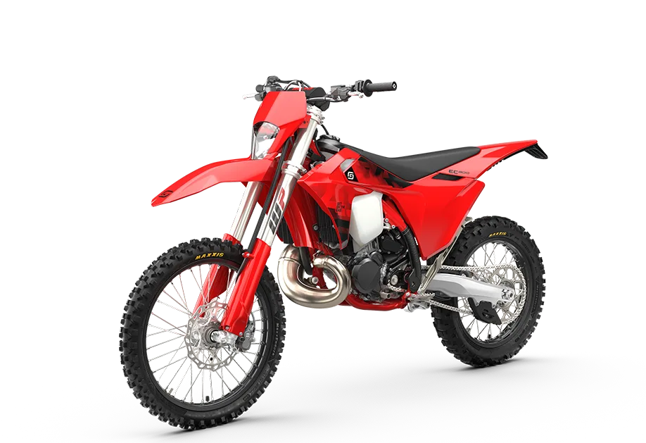 GASGAS EC 300 2026 Enduro-Motorrad in Seitenansicht auf weißem Hintergrund.