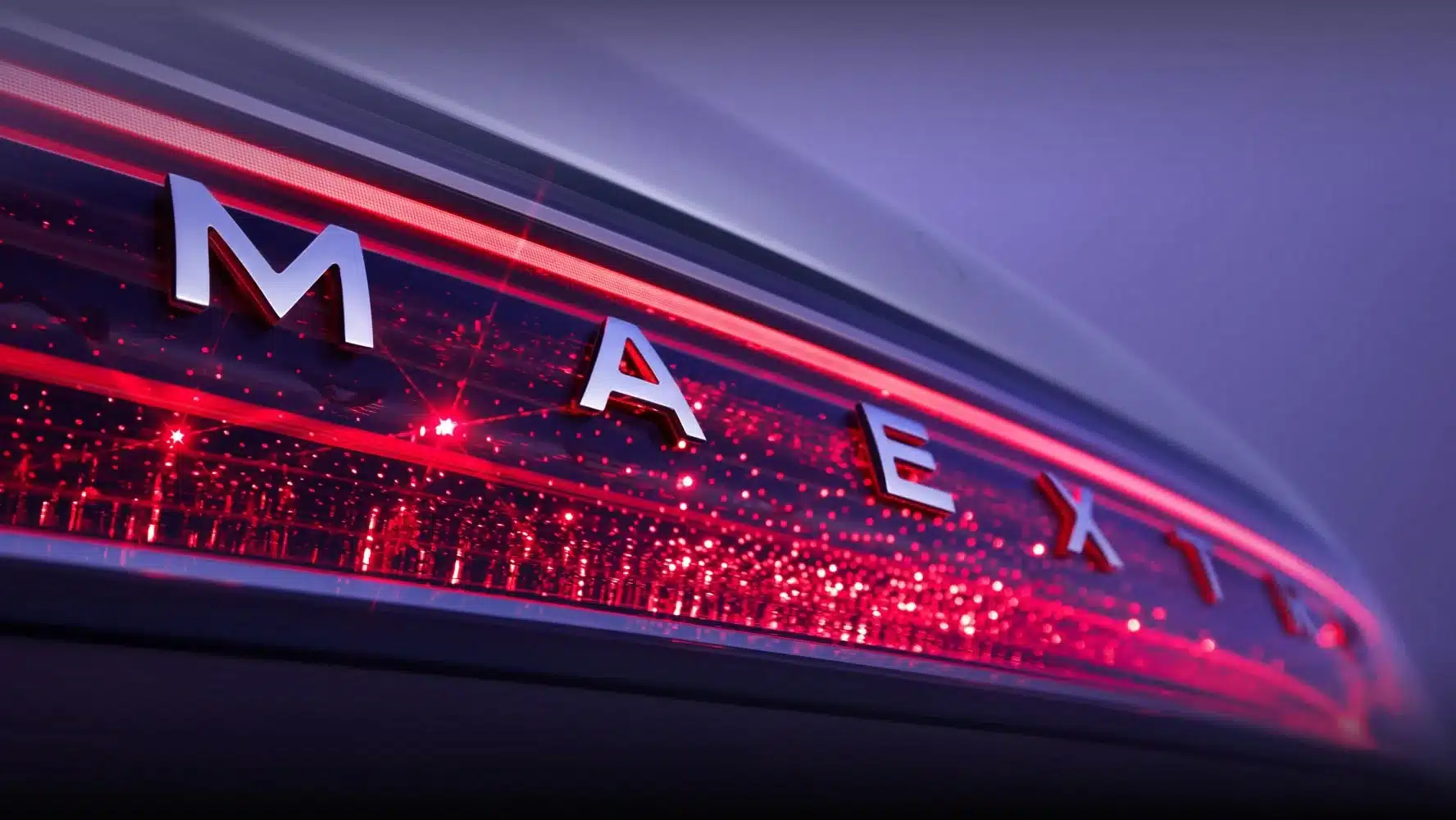 Detailansicht der hinteren Lichtleiste mit Schriftzug eines Zunjie S800 Elektroautos