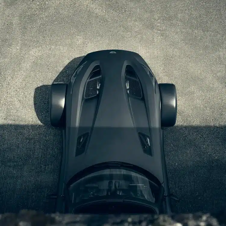 Donkervoort F22 Bare Naked aus der Vogelperspektive, Carbon-Karosserie unverkleidet sichtbar