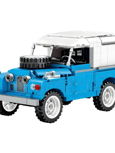 Klemmbaustein-Modell eines klassischen britischen Geländewagens in Blau und Weiß mit Ersatzrad auf der Motorhaube