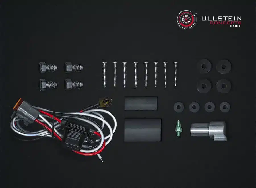 Montageset für Strands NUUK E-Line DUO Black mit Schrauben, Kabeln und Befestigungsteilen.