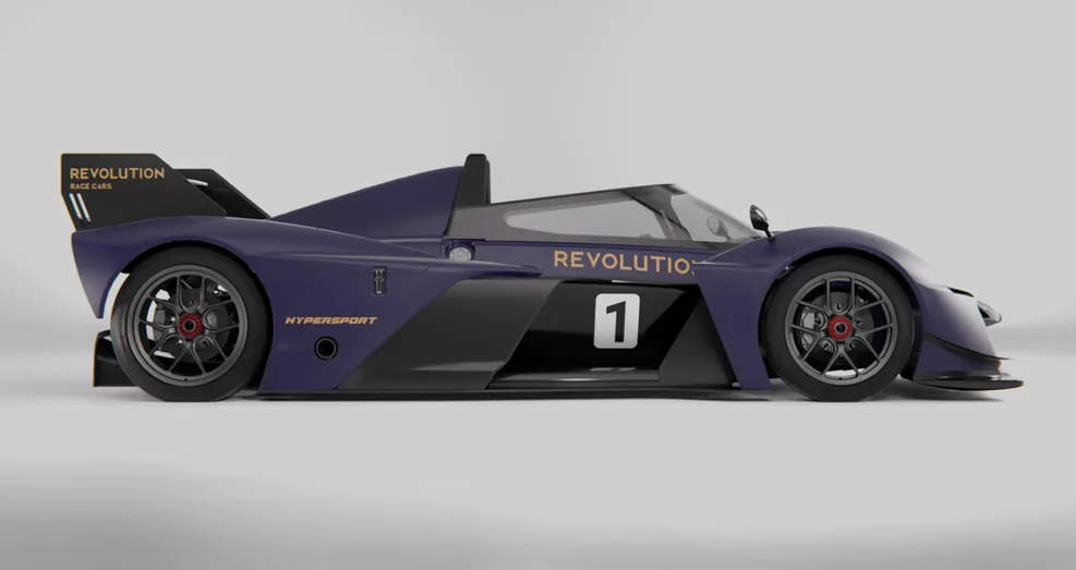 Seitenansicht des Revolution HyperSport Track-Cars in dunkler Lackierung mit auffälligem Heckflügel und niedriger Fahrhöhe.
