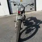 Husqvarna 282 E Silverpil Motorrad, Baujahr 1960, frontal fotografiert, originaler Erhaltungszustand mit Gebrauchsspuren.