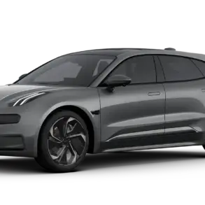 Seitliche Ansicht des Zeekr 001 in Grau mit markantem Design und rahmenlosen Türen.
