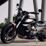 Benda LFC 700 Pro Motorrad mit langem Radstand und auffälligem Design