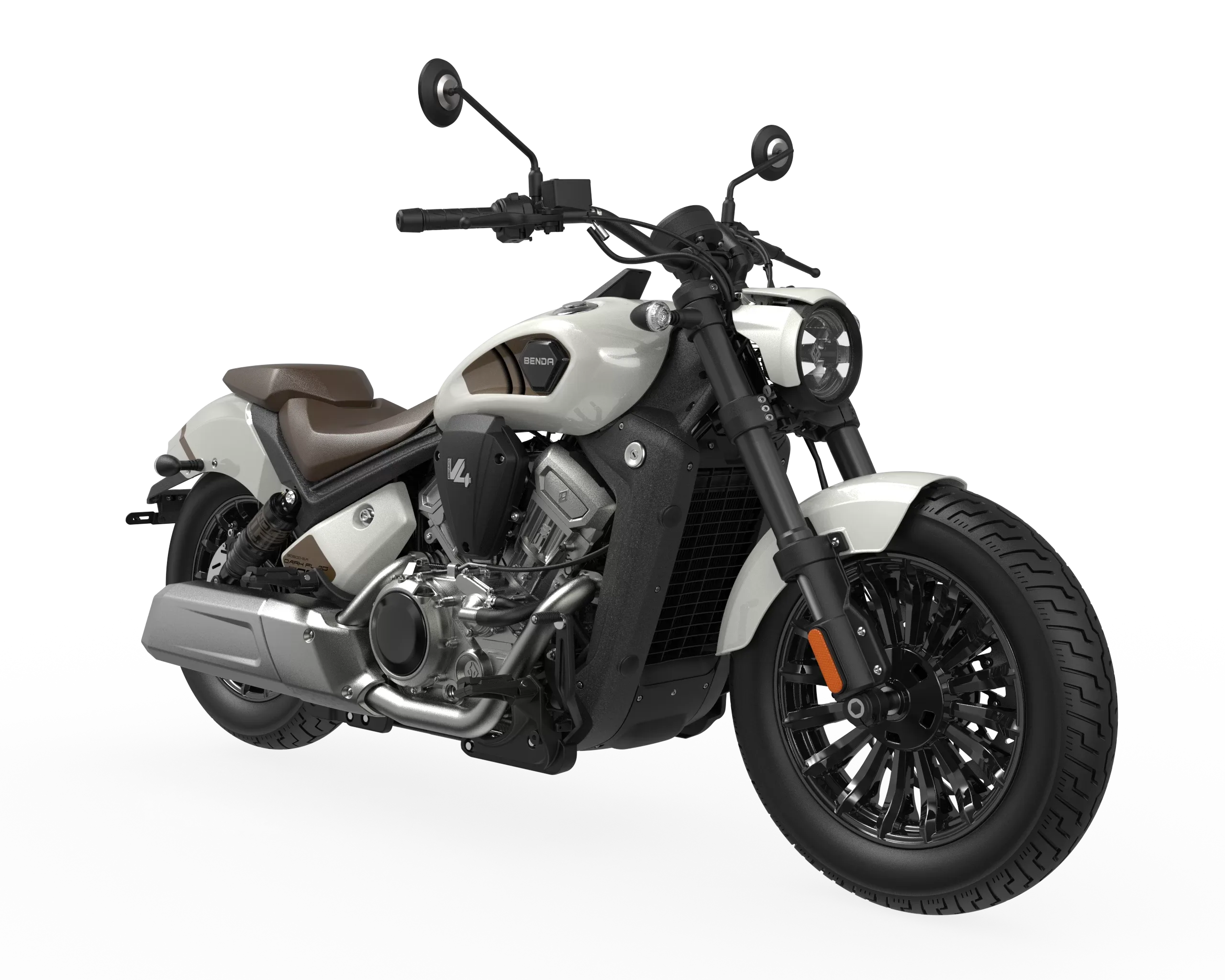 Weißes Cruiser-Motorrad Dark Flag 500 Commander mit V4-Motor, Seitenansicht schräg von vorn