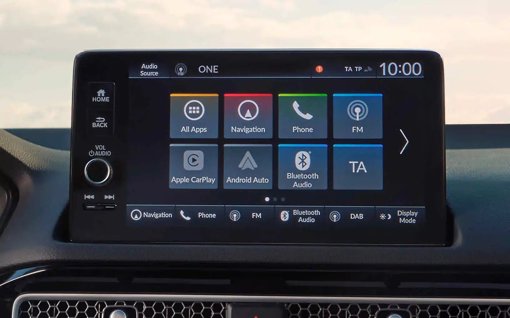 Touchscreen-Infotainmentsystem im Honda Civic e:HEV mit Navigation, Smartphone-Anbindung und weiteren Funktionen