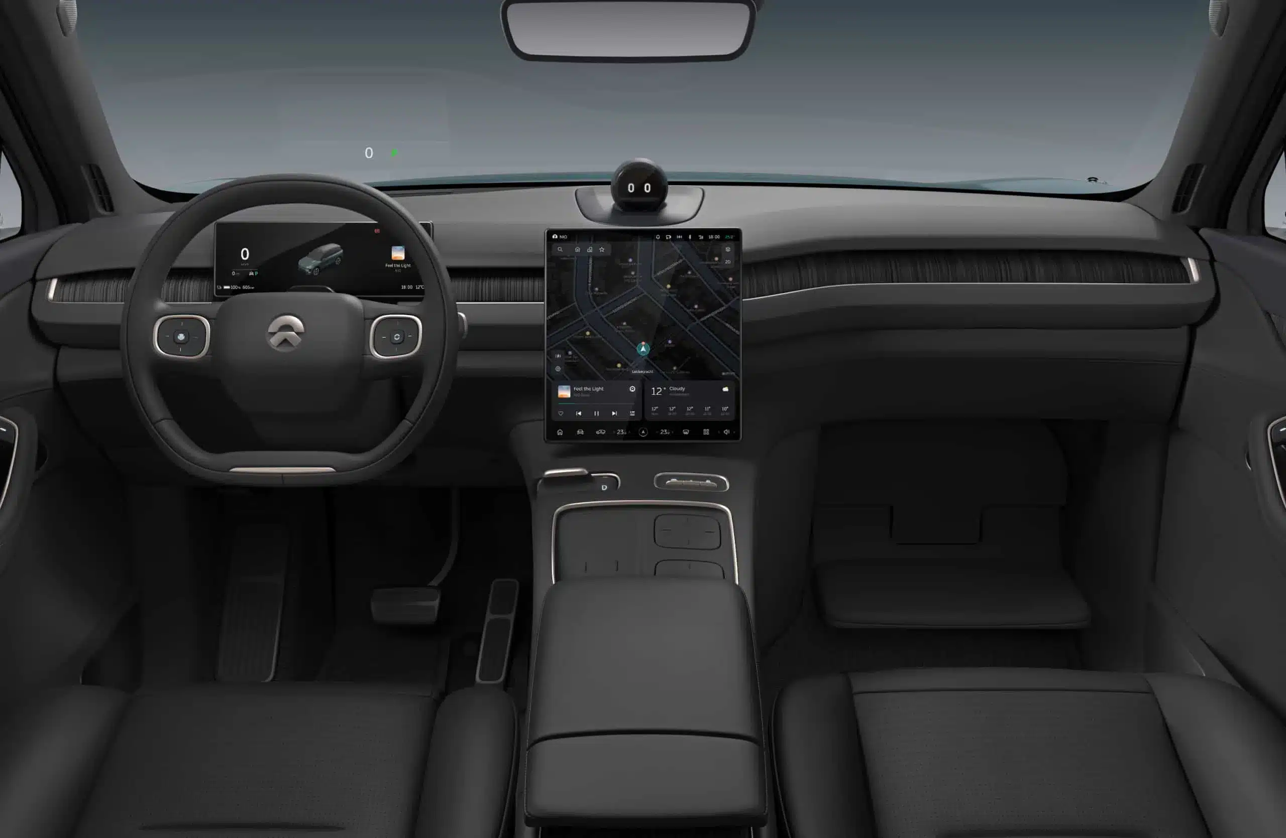 Innenraum des NIO EL8 mit Digitaldisplay, großem Touchscreen und minimalistischer Ausstattung.