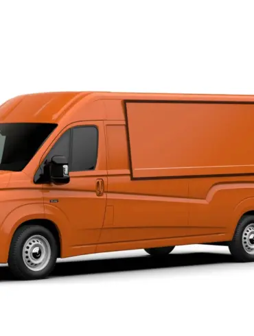 Seitenansicht eines orangefarbenen 616N Food Trucks Old Style von Carrozzeria Caselani mit klarem Retro-Design und modernem Aufbau