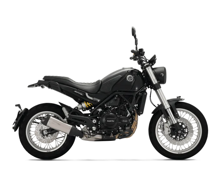 Benelli Leoncino 500 Trail in schwarzer Lackierung, Seitenansicht