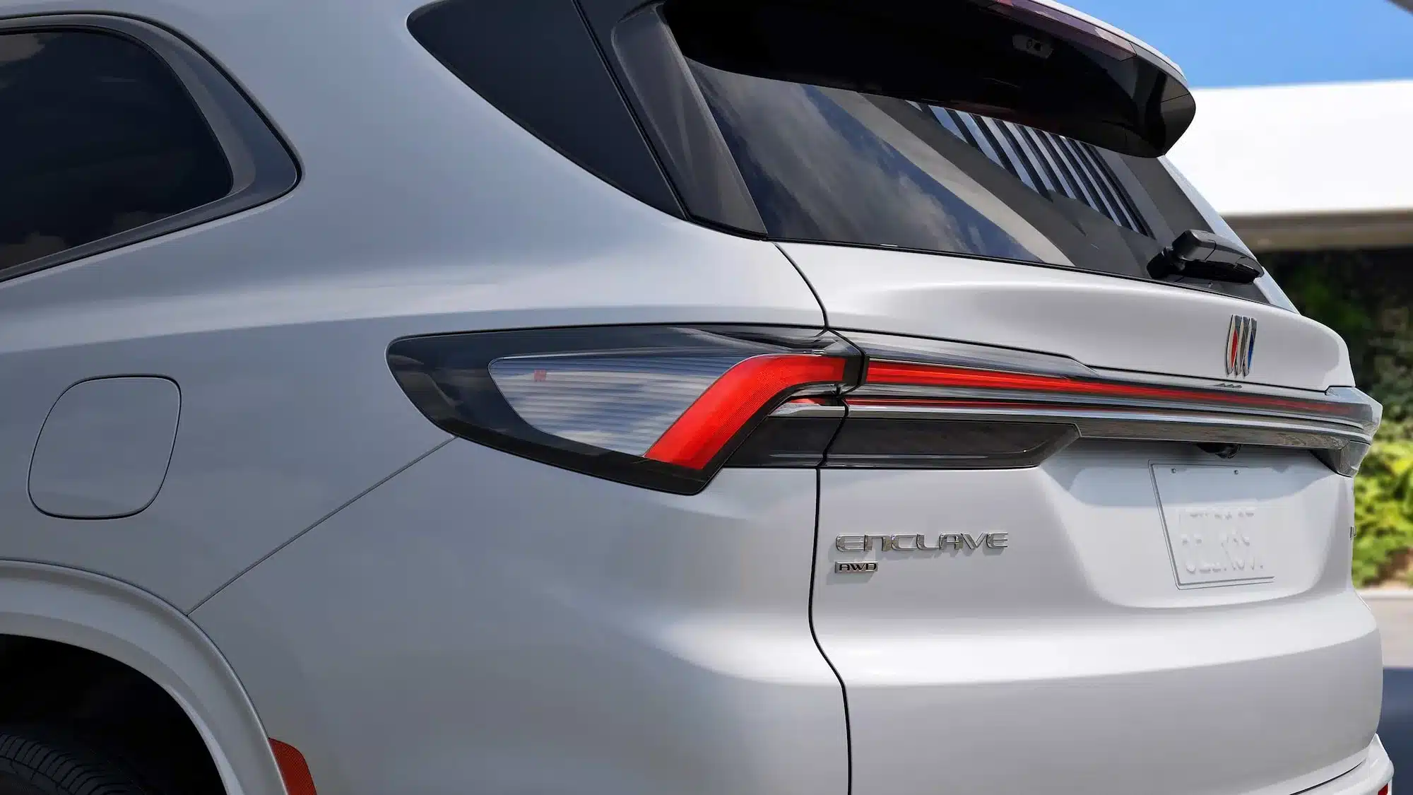 Heckpartie des 2025 Buick Enclave mit neuen LED-Rückleuchten und Enclave-Schriftzug.