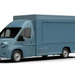 Blauer moderner Food Truck auf Basis des Citroën Jumper mit Retro-Design von Caselani