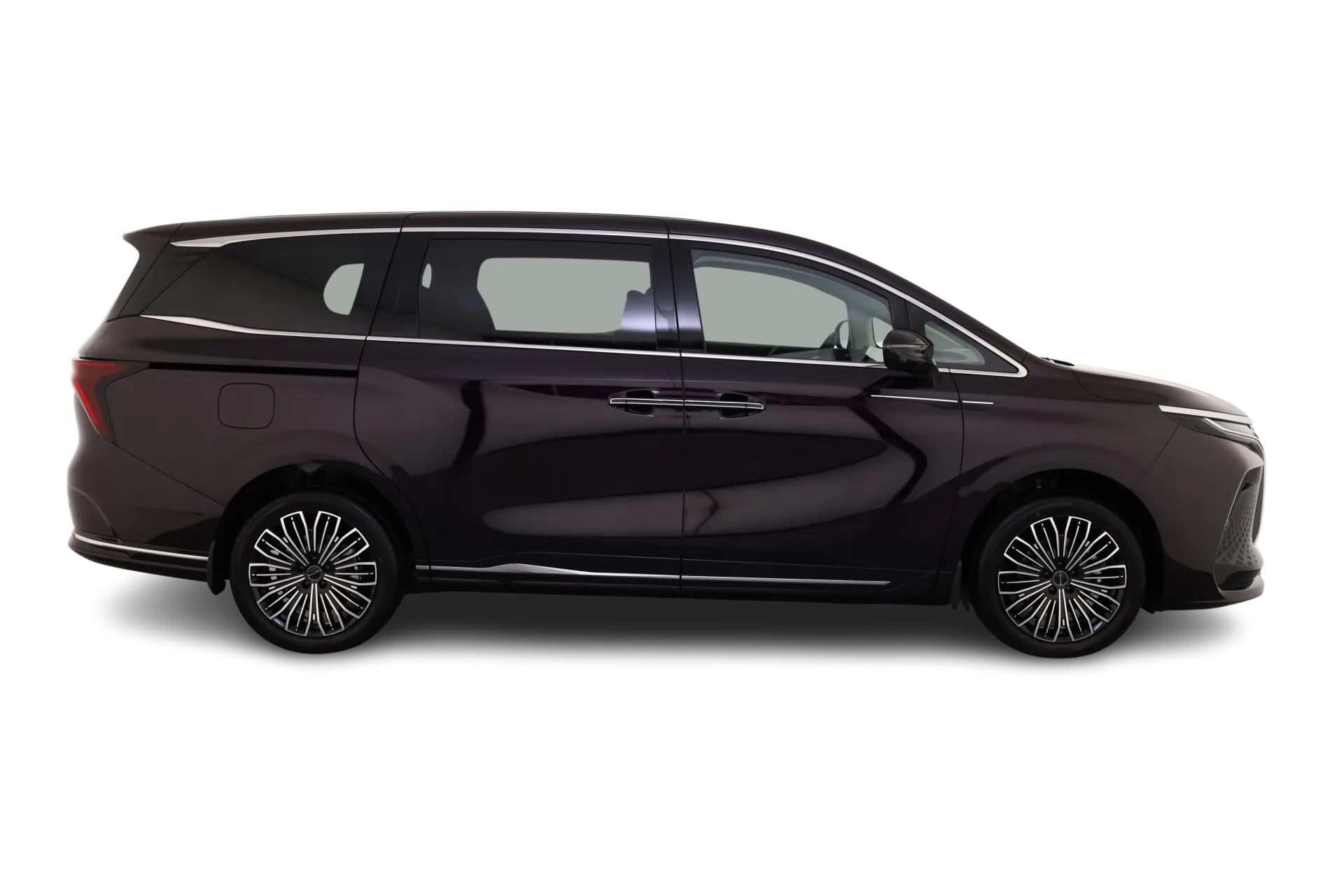 Seitenansicht des DFM Forthing 9 PHEV, ein großer, sieben­sitziger Plug-in-Hybrid-Van