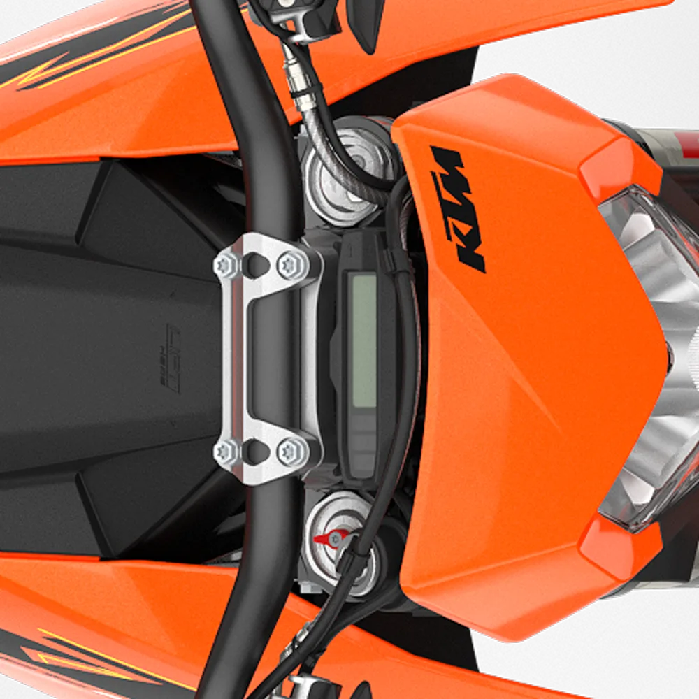 Nahaufnahme des Lenkers, Displays und vorderen Bereichs der KTM FREERIDE E