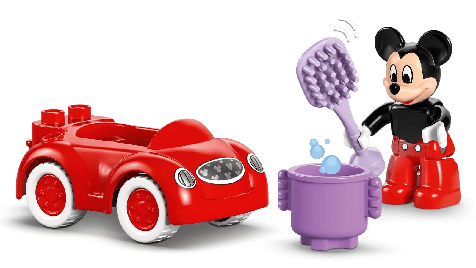 LEGO DUPLO Micky Maus Figur wäscht rotes Auto mit Eimer und Bürste.
